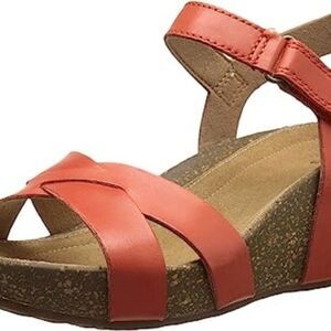 Clarks Artisan Temira Compass sz 8.5 orange cross hook eye closure cork sole